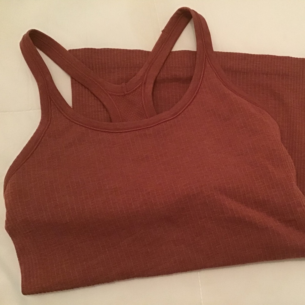 Red lulu Ebb to street tank